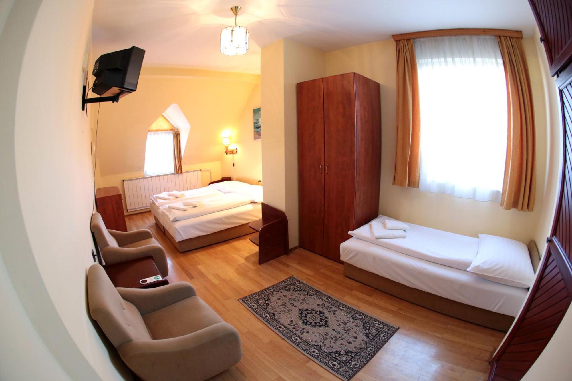 Hotel Bara Junior