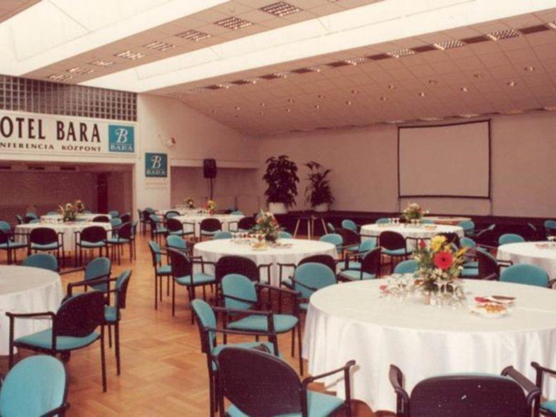 Hotel Bara Junior
