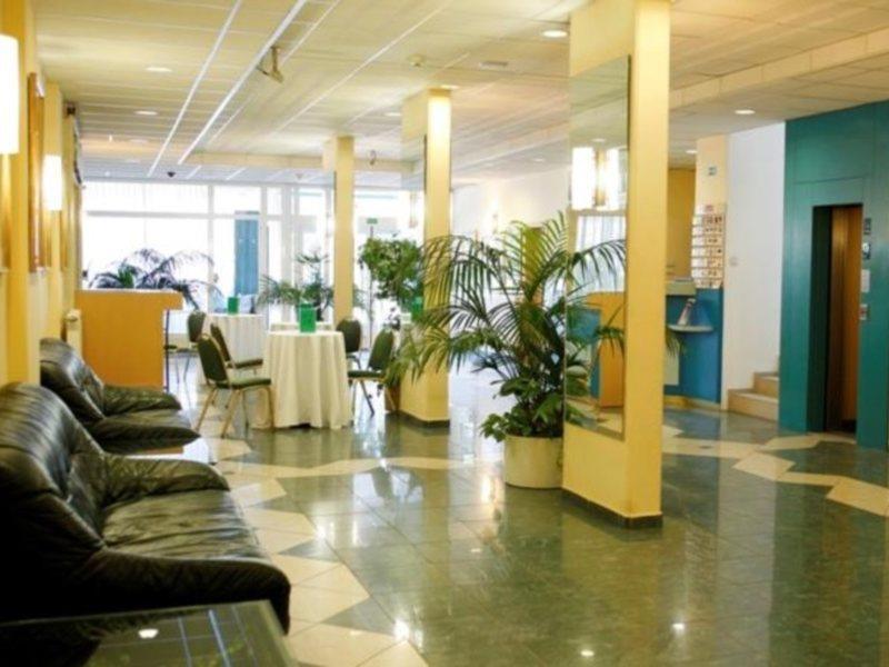 Hotel Bara Junior