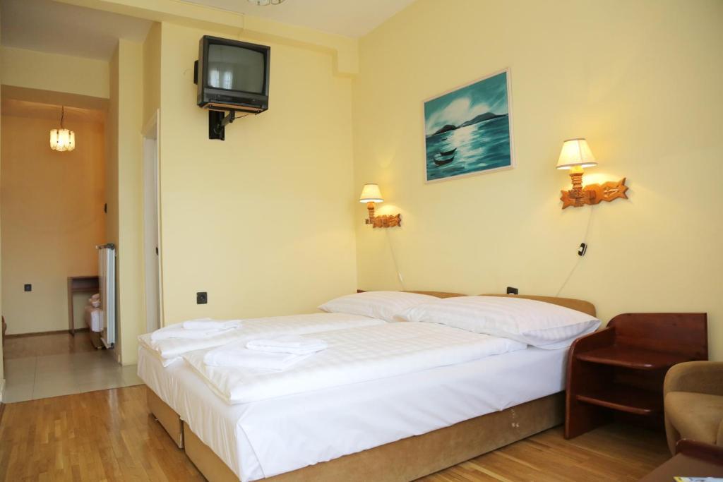 Hotel Bara Junior 2*